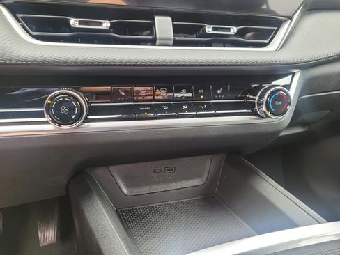 New 2026 Chevrolet Equinox LT image 15