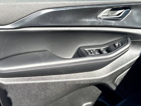 New 2025 Jeep Grand Cherokee L Laredo image 20