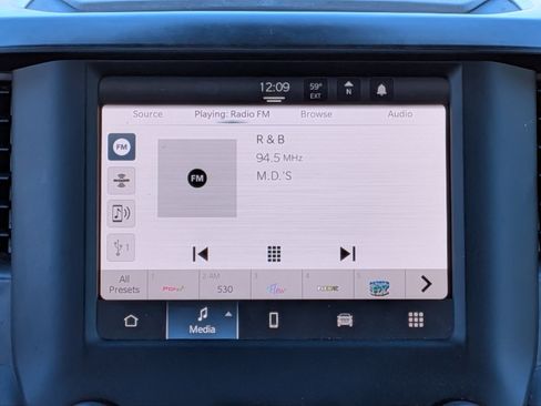 Used 2024 RAM 2500 Big Horn w/ Bed Utility Group image 18