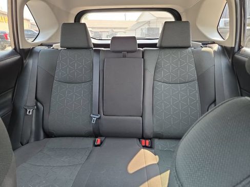 Used 2024 Toyota RAV4 XLE AWD/4WD image 30