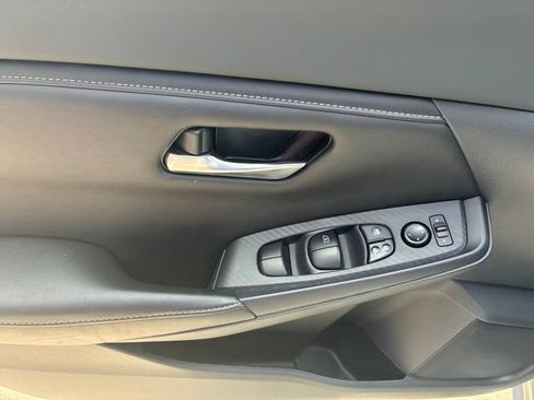 Used 2023 Nissan Sentra SV w/ All-Weather Package FWD image 20