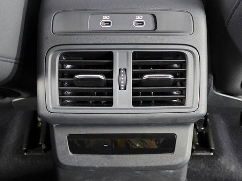 Used 2025 Audi Q5 Premium Plus w/ Premium Plus AWD/4WD image 24