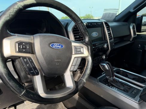 Used 2019 Ford F150 Platinum w/ Equipment Group 701A Luxury AWD/4WD image 9
