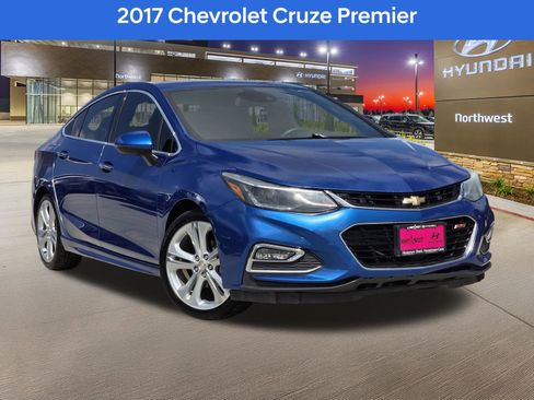 Used 2017 Chevrolet Cruze Premier image 1