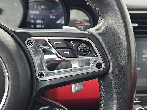 Certified 2018 Porsche 911 Carrera 4S AWD/4WD image 29