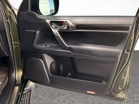 Used 2023 Lexus GX 460 w/ Black Line Special Edition image 28