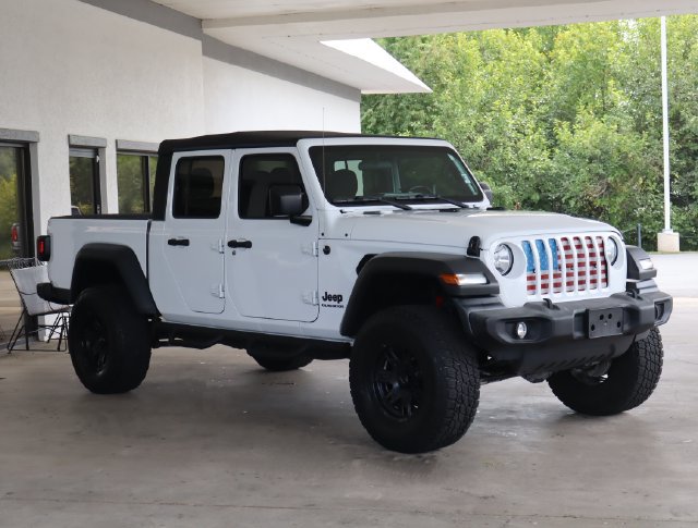 Used 2021 Jeep Gladiator Sport w/ Trailer Tow Package AWD/4WD image 8