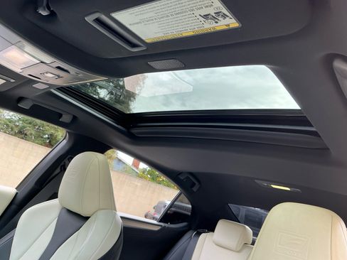 Used 2023 Lexus ES 300h F Sport w/ Accessory Package (Z2) image 29