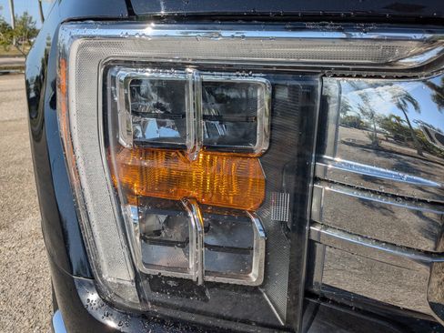Used 2023 Ford F150 XLT w/ Equipment Group 302A High RWD image 10