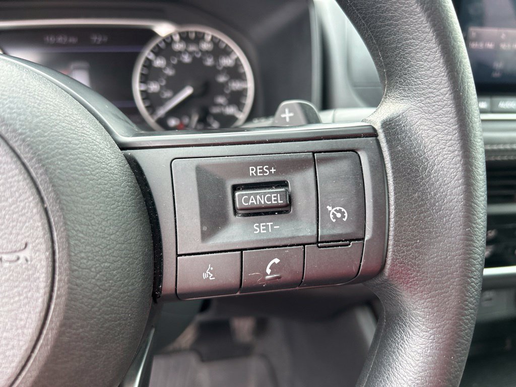 Used 2023 Nissan Rogue S AWD/4WD image 19