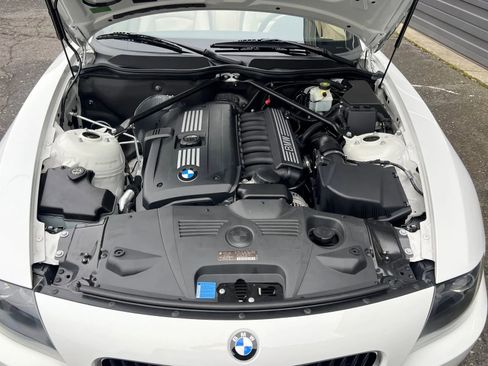 Used 2008 BMW Z4 3.0i image 17