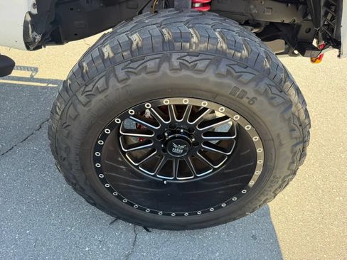 Used 2014 Toyota Tacoma PreRunner w/ TRD Sport Package RWD image 45