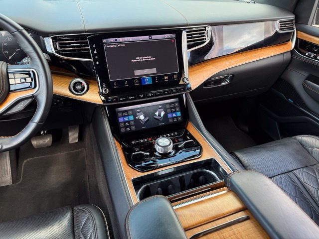 Used 2023 Jeep Grand Wagoneer L Series III w/ Rear Seat Video Group 1 AWD/4WD image 23