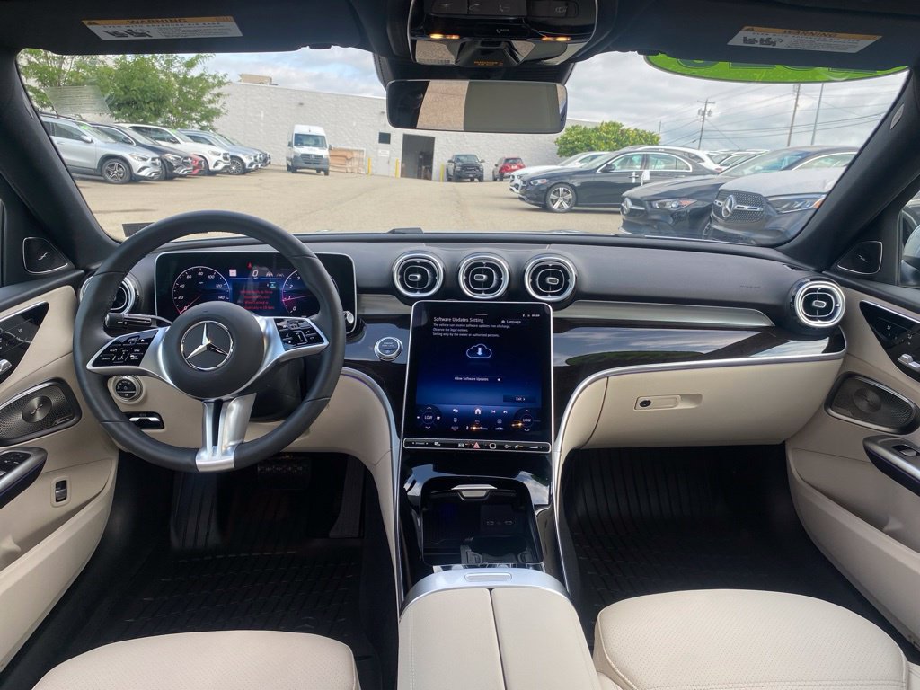Used 2026 Mercedes-Benz C 300 4MATIC Sedan image 12