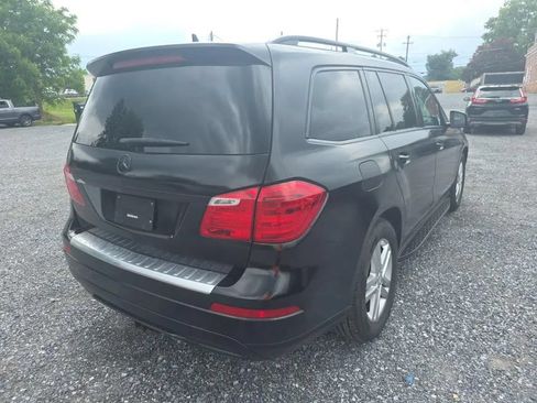 Used 2016 Mercedes-Benz GL 320 BlueTEC 4MATIC w/ Premium I Package image 3