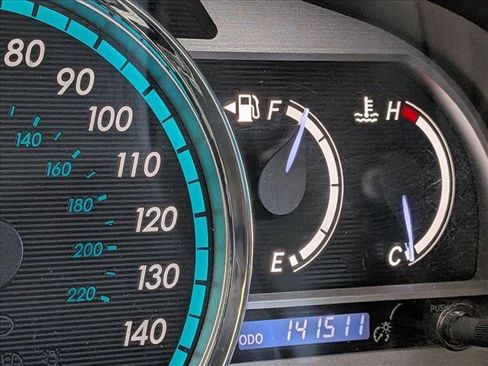 Used 2013 Toyota Venza LE image 4