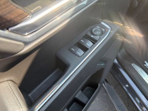 Used 2023 Chevrolet Silverado 1500 RST AWD/4WD image 13