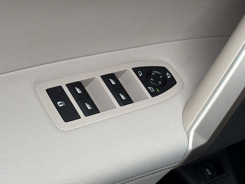 Certified 2024 BMW iX xDrive50 w/ Sport Package image 15