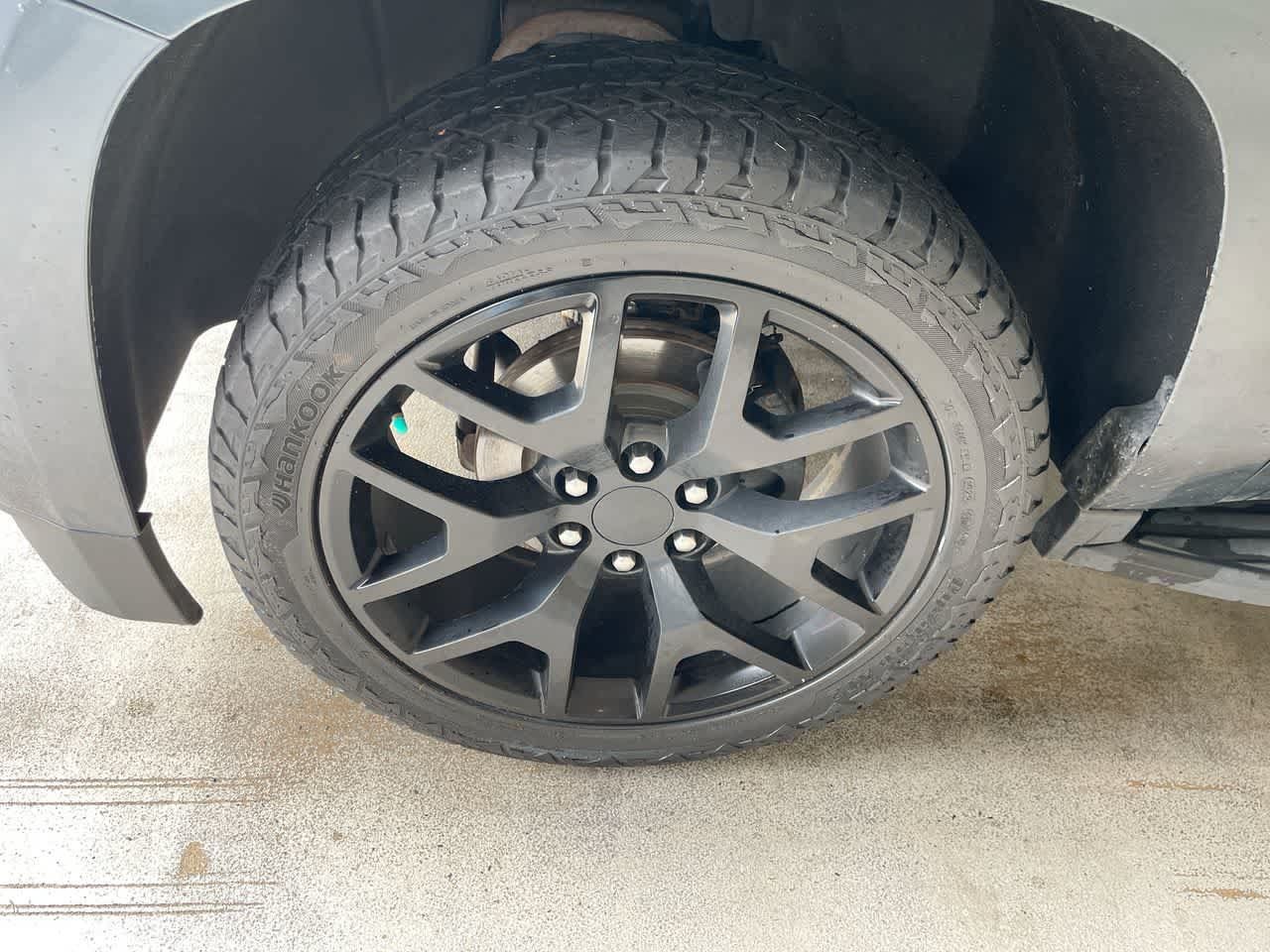 Used 2019 Chevrolet Suburban LT AWD/4WD image 10