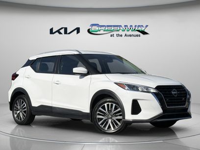 Used 2022 Nissan Kicks SV