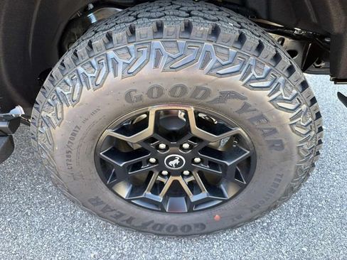 New 2026 Ford Bronco Badlands AWD/4WD image 38