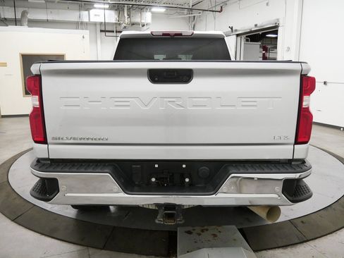 Used 2021 Chevrolet Silverado 2500 LTZ w/ Gooseneck/5TH Wheel Package image 6