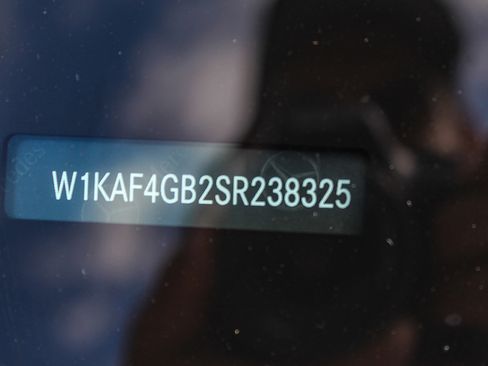 Used 2025 Mercedes-Benz C 300 Sedan image 29