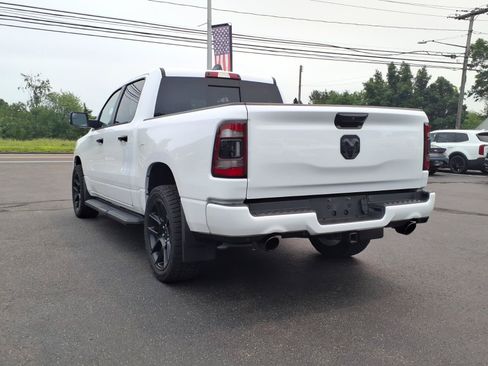 Used 2024 RAM 1500 Laramie AWD/4WD image 5