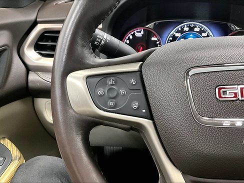 Used 2019 GMC Acadia Denali AWD/4WD image 23