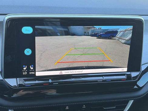 New 2026 Volkswagen Atlas Cross Sport SE image 22