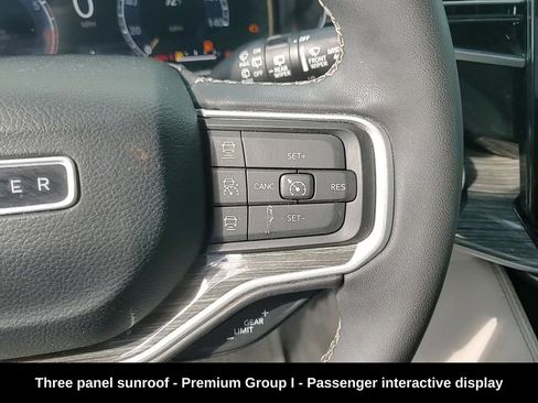 Used 2022 Jeep Wagoneer Series II w/ Premium Group I image 17