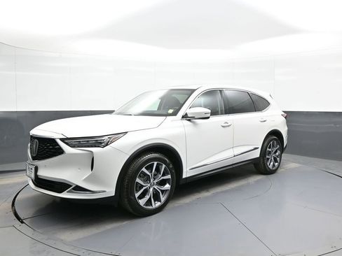 Certified 2024 Acura MDX SH-AWD w/ Technology Package image 10