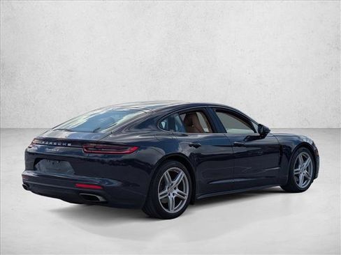 Used 2020 Porsche Panamera 4 image 5
