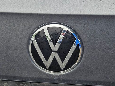 Used 2024 Volkswagen Taos SE FWD image 38