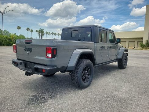 Used 2021 Jeep Gladiator Sport AWD/4WD image 6