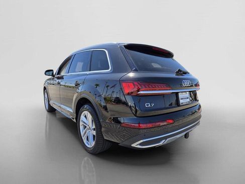 Used 2023 Audi Q7 3.0T Premium Plus w/ Premium Plus Package AWD/4WD image 3