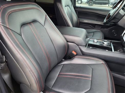 Used 2024 Ford Expedition Max Limited image 23