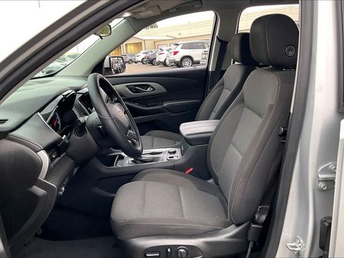 Used 2021 Chevrolet Traverse LT w/ LPO, Cargo Package image 25