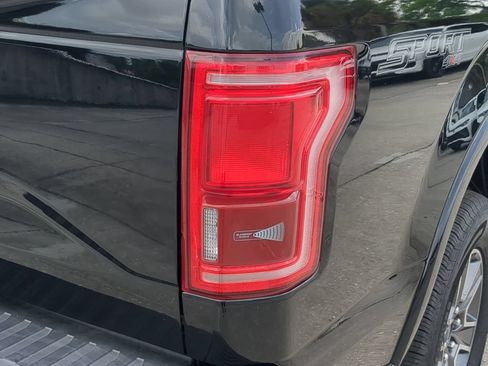 Used 2017 Ford F150 XLT w/ Equipment Group 302A Luxury AWD/4WD image 8