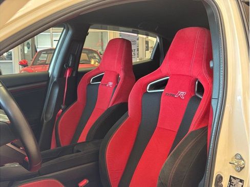 Used 2019 Honda Civic Type R image 20