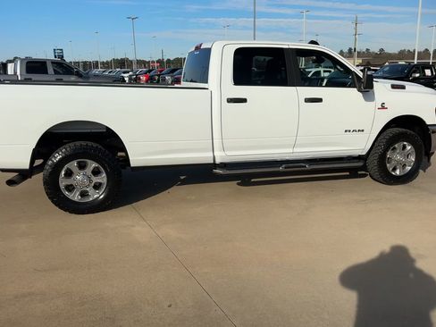 Used 2024 RAM 3500 Big Horn image 9