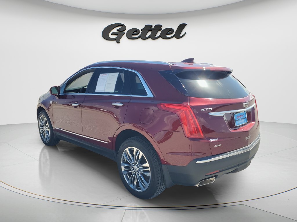 Used 2017 Cadillac XT5 Premium Luxury AWD/4WD image 7