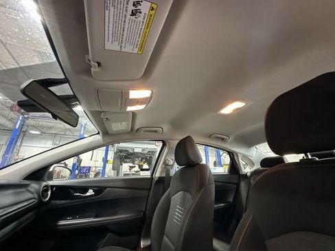 Used 2019 Kia Forte S FWD image 20
