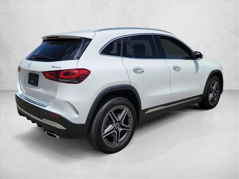 Used 2023 Mercedes-Benz GLA 250 4MATIC image 5