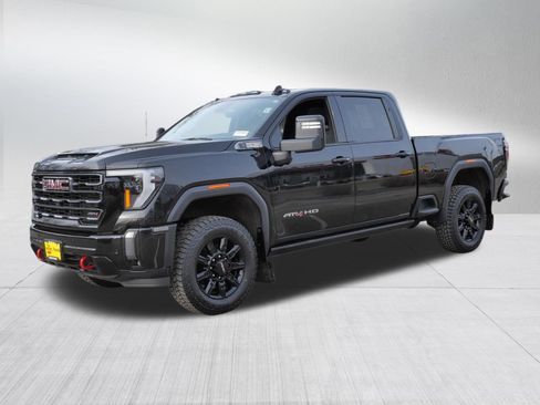 Used 2024 GMC Sierra 3500 AT4 w/ AT4 Premium Plus Package image 3
