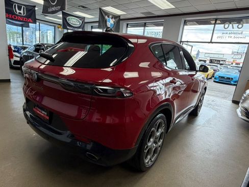 Used 2024 Alfa Romeo Tonale Veloce AWD/4WD image 15
