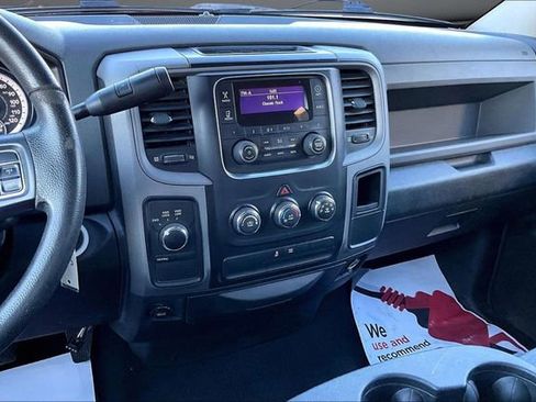 Used 2017 RAM 1500 ST w/ SXT Appearance Group image 10