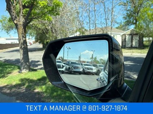 New 2026 GMC Yukon Denali w/ Denali Reserve Package AWD/4WD image 23