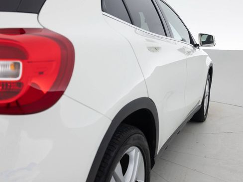 Used 2015 Mercedes-Benz GLA 250 4MATIC image 14