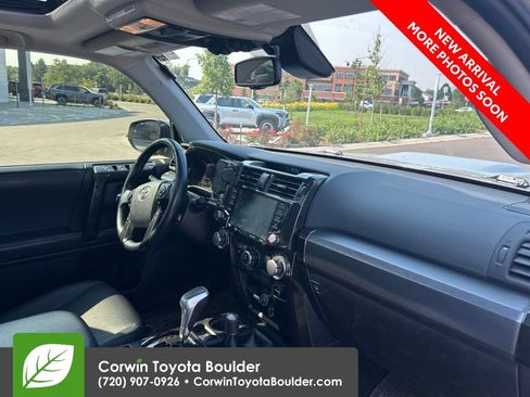 Used 2024 Toyota 4Runner TRD Off-Road Premium w/ Moonroof Package AWD/4WD image 9